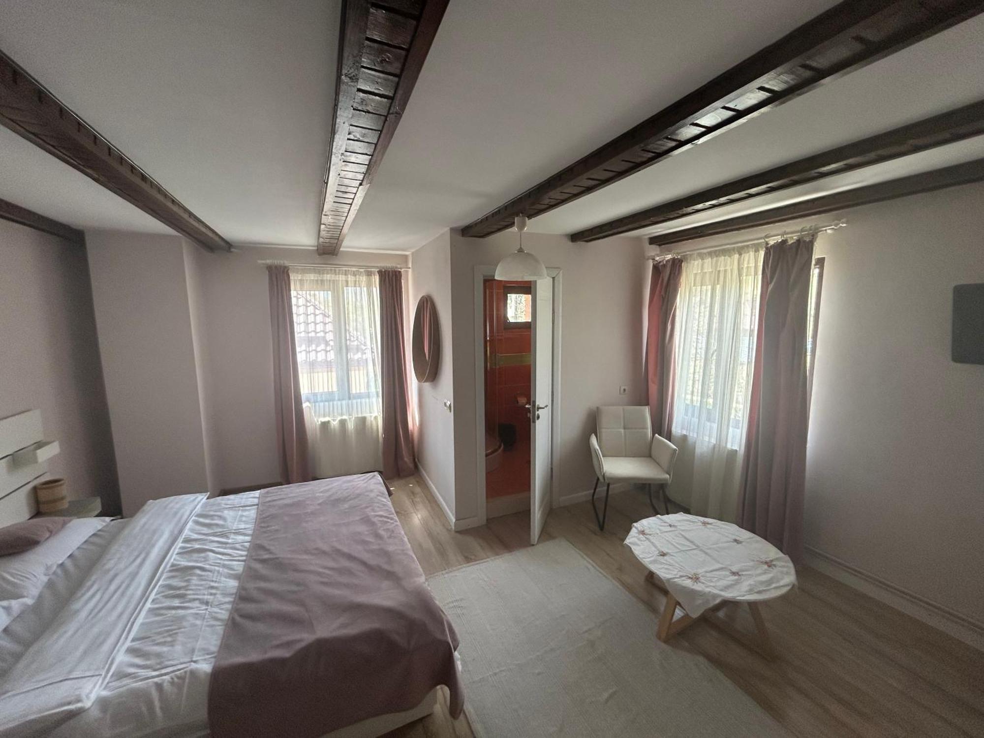 Vila Monica Bran  Ngoại thất bức ảnh